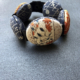 bijoux-textile-bracelet-hiroko-neige-kimono-soie-creation-bijoux-contemporains-valerie-hangel-geneve
