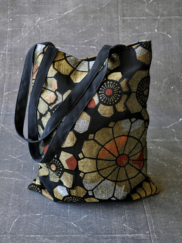 sac-soie-kimono-brocart-or-obi-japon-fait-main-accessoire-valerie-hangel-galerie-h-carouge