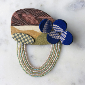 broche-paysage-collection-automne-hiver-bijoux-accessoires-soie-kimono-valerie-hangel-carouge-geneve