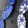 textile-necklace-edelweiss-blue-white-thread-silver-custom-made-jewellery-unique-piece-handmade-craftsman-fashion-hangel-geneva
