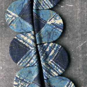 textile-necklace-contemporary-jewellery-gallery-art-geneva
