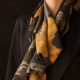 echarpe-chien-jaune-patchwork-kimono-ancien-accessoire-soie-piece-unique-luxe-creation-valerie-hangel-galerie-h-carouge