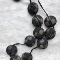 necklace-hiroko-silk-kimono-contemporary-textile-jewellery-valerie-hangel-carouge-geneva